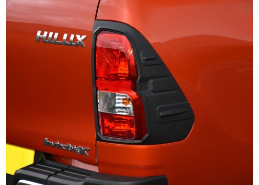 Комплект декоративни капаци за стопове на Toyota HiLux Invincible X (2018-) image