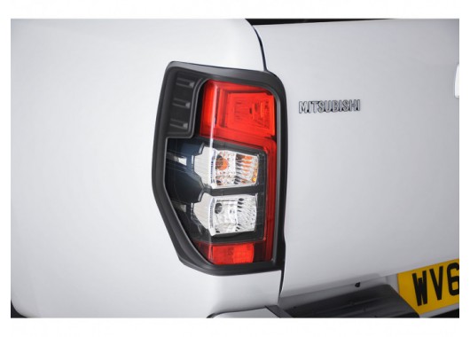 Комплект декоративни капаци за стопове на Mitsubishi L200 (2019-) image